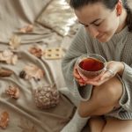 Ceaiul de crețișoară: beneficii pentru ciclul menstrual