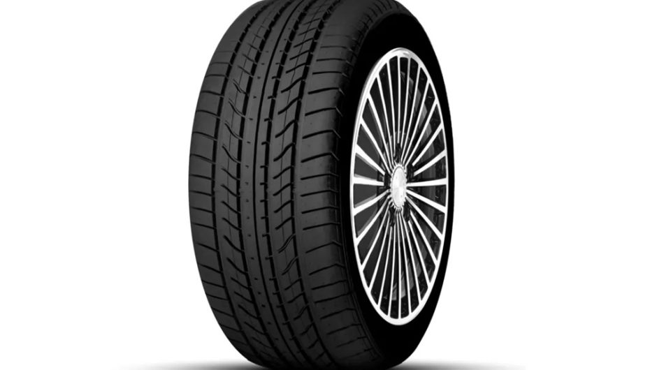 Anvelope 225/45 R17 de vară – performanță, siguranță și confort